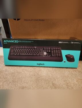 NEW Logitech Advanced MK540 Wireless Keyboard and Mouse - Black
